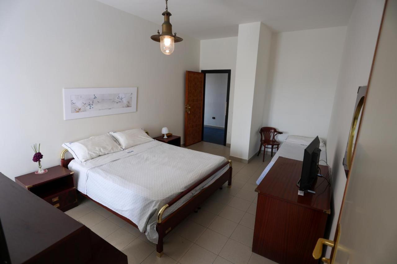 Hotel Barracuda Varcaturo Ngoại thất bức ảnh