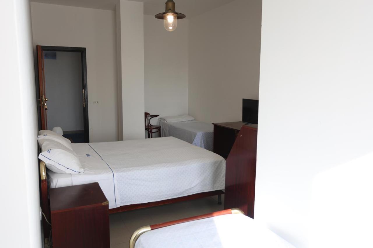 Hotel Barracuda Varcaturo Ngoại thất bức ảnh